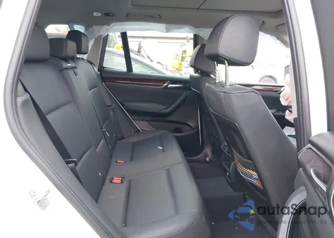 2016 BMW X3 xDrive28I z USA, uszkodzony, nr VIN 5UXWX9C59G0D72238